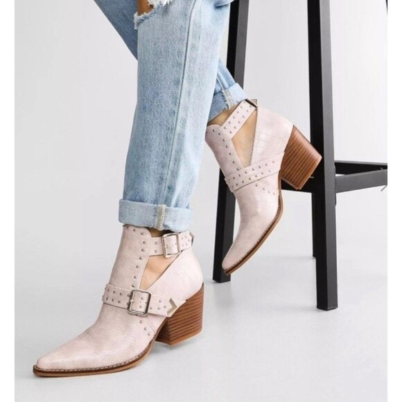 A Riber Girl Womens Emme Gray Studded Faux Croc Heeled Ankle Boots Size 8.5 US - Picture 10 of 10